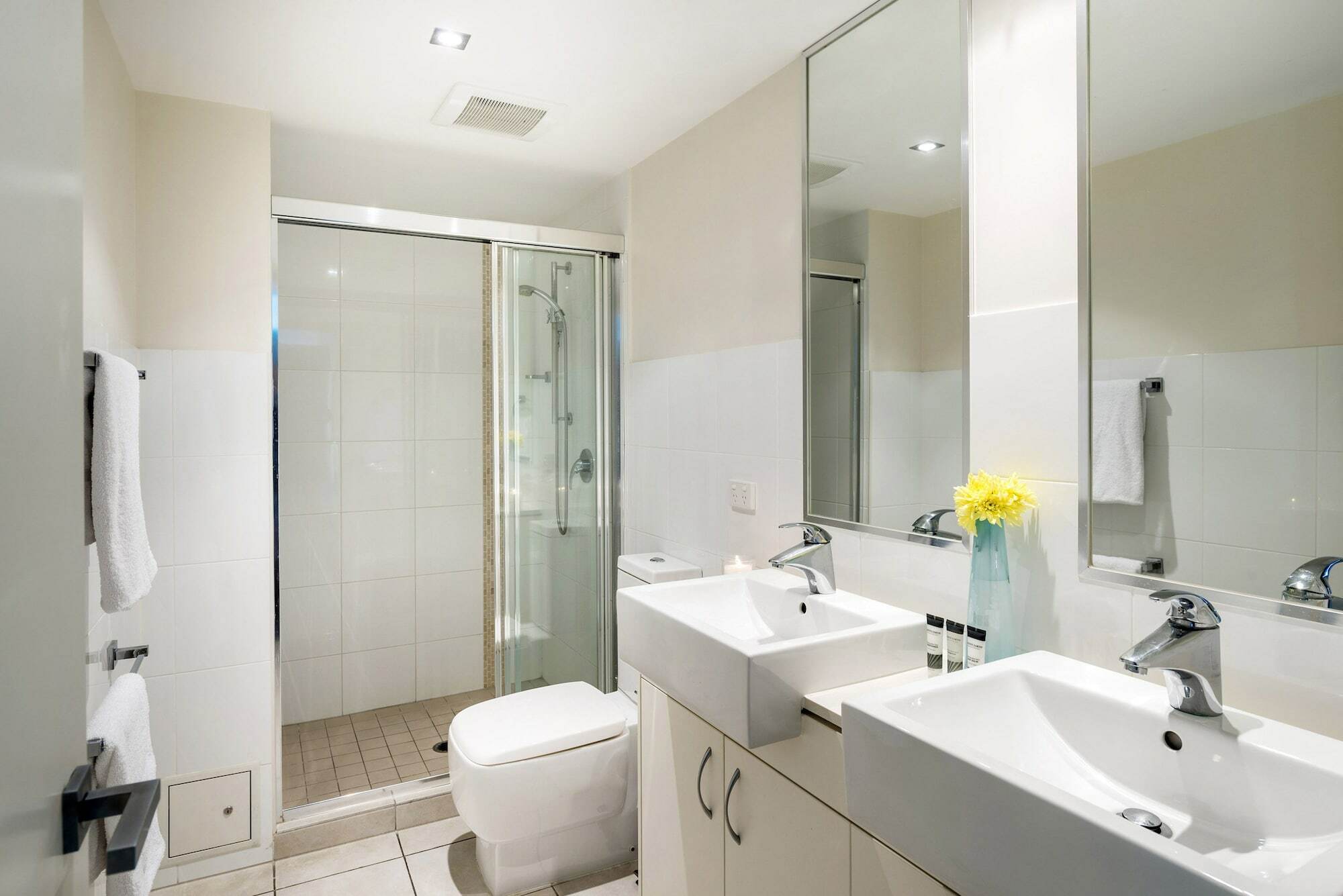 Oaks Ipswich Aspire Suites Exterior photo