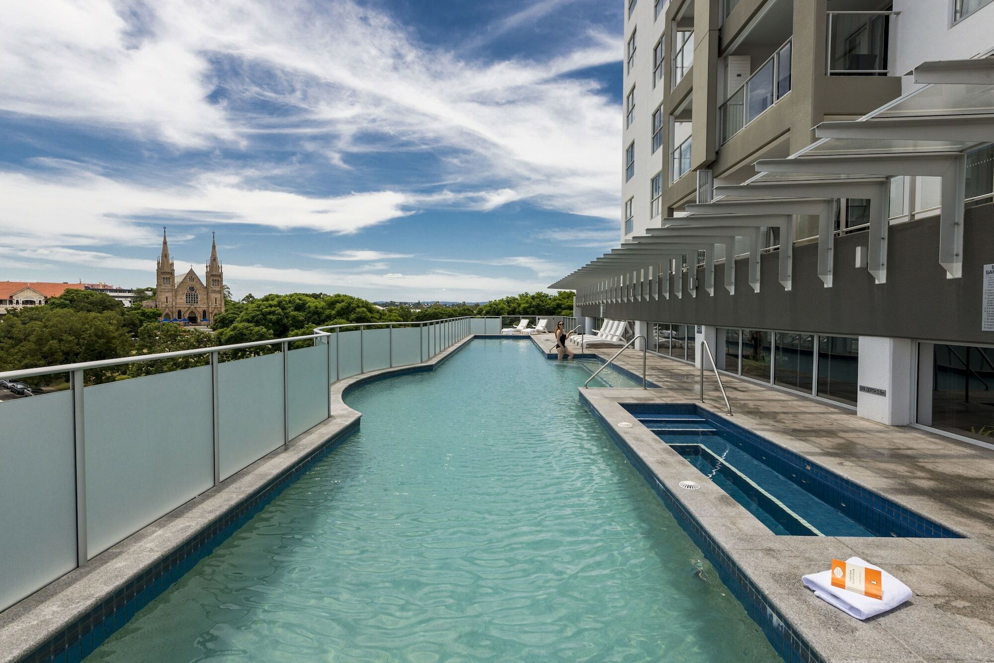 Oaks Ipswich Aspire Suites Exterior photo